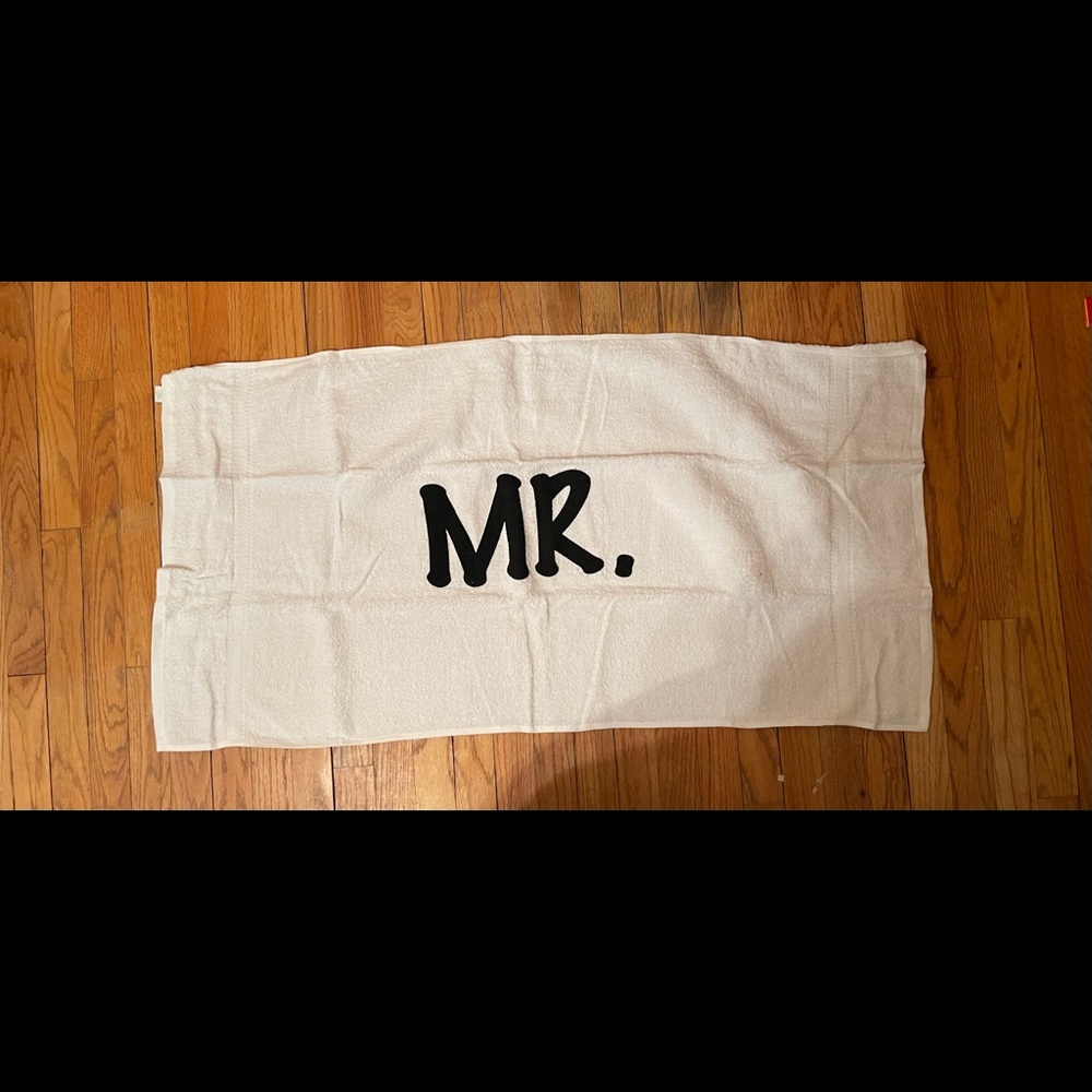 Set of Mr and Mrs bath towels